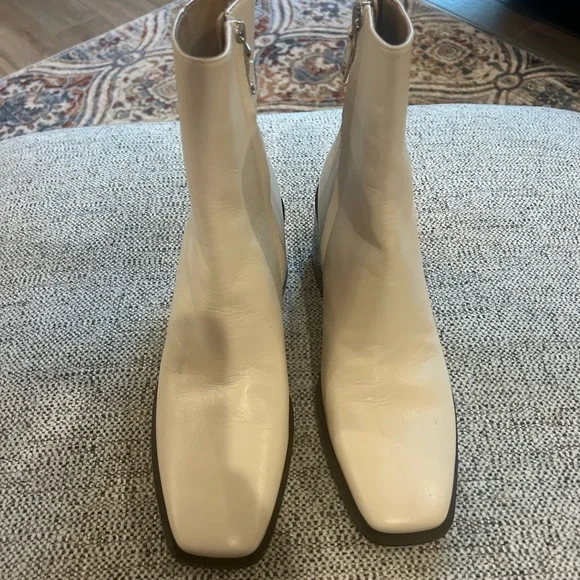 Sam Edelman Winnie Ankle Boots Ivory Size 9.5 New - Picture 2 of 11